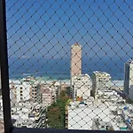 Flat Leblon
